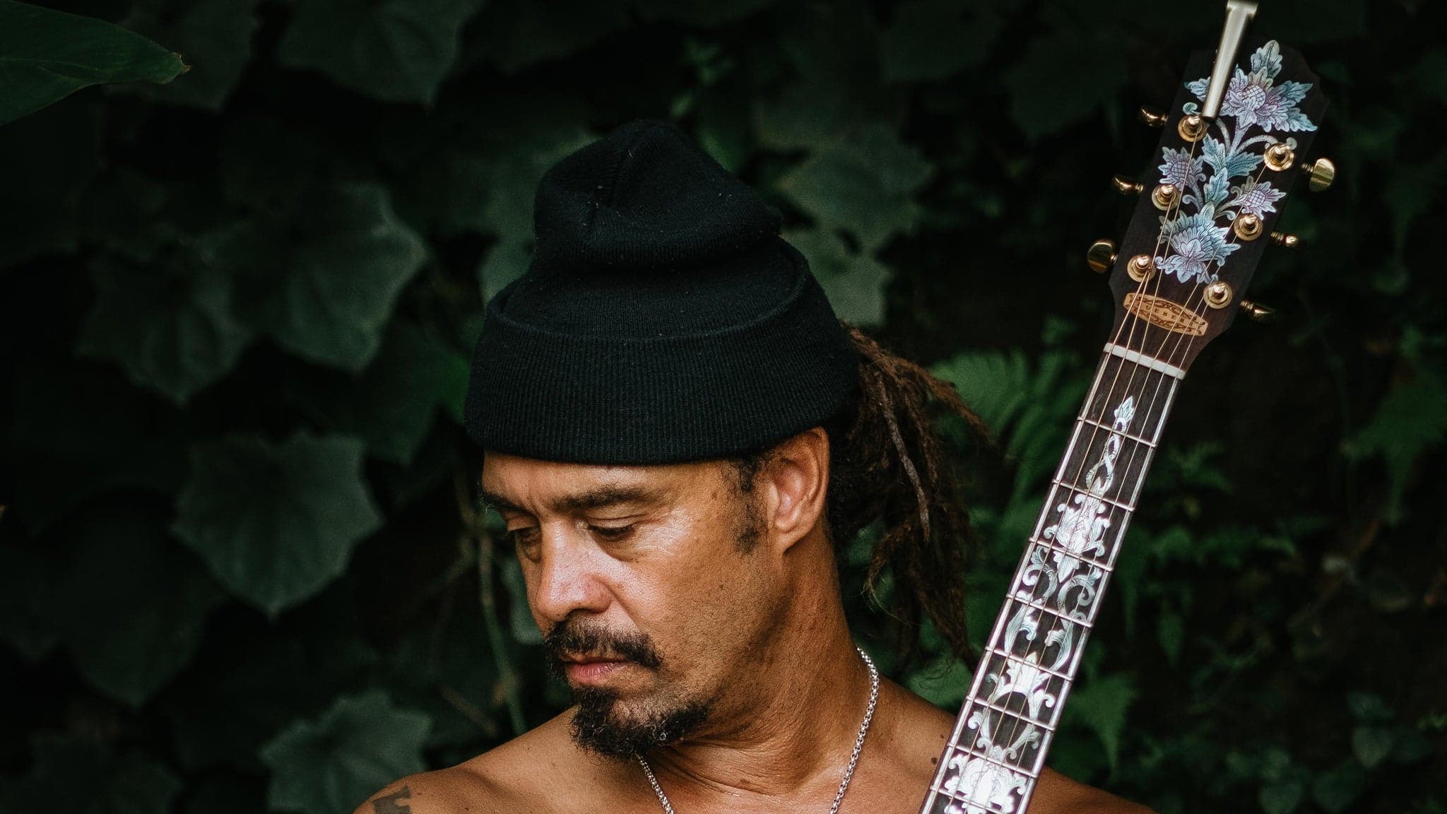 Michael Franti Trio - Heartstrings & Dynamite w/ The Wheeland Brothers (acoustic)